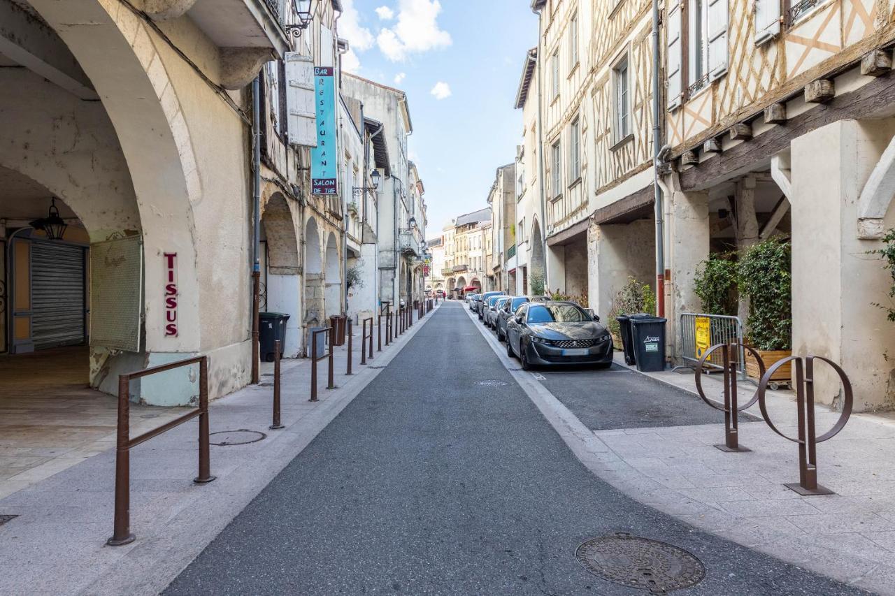 Appar Quartier Calm Coeur De Ville Agen Dış mekan fotoğraf